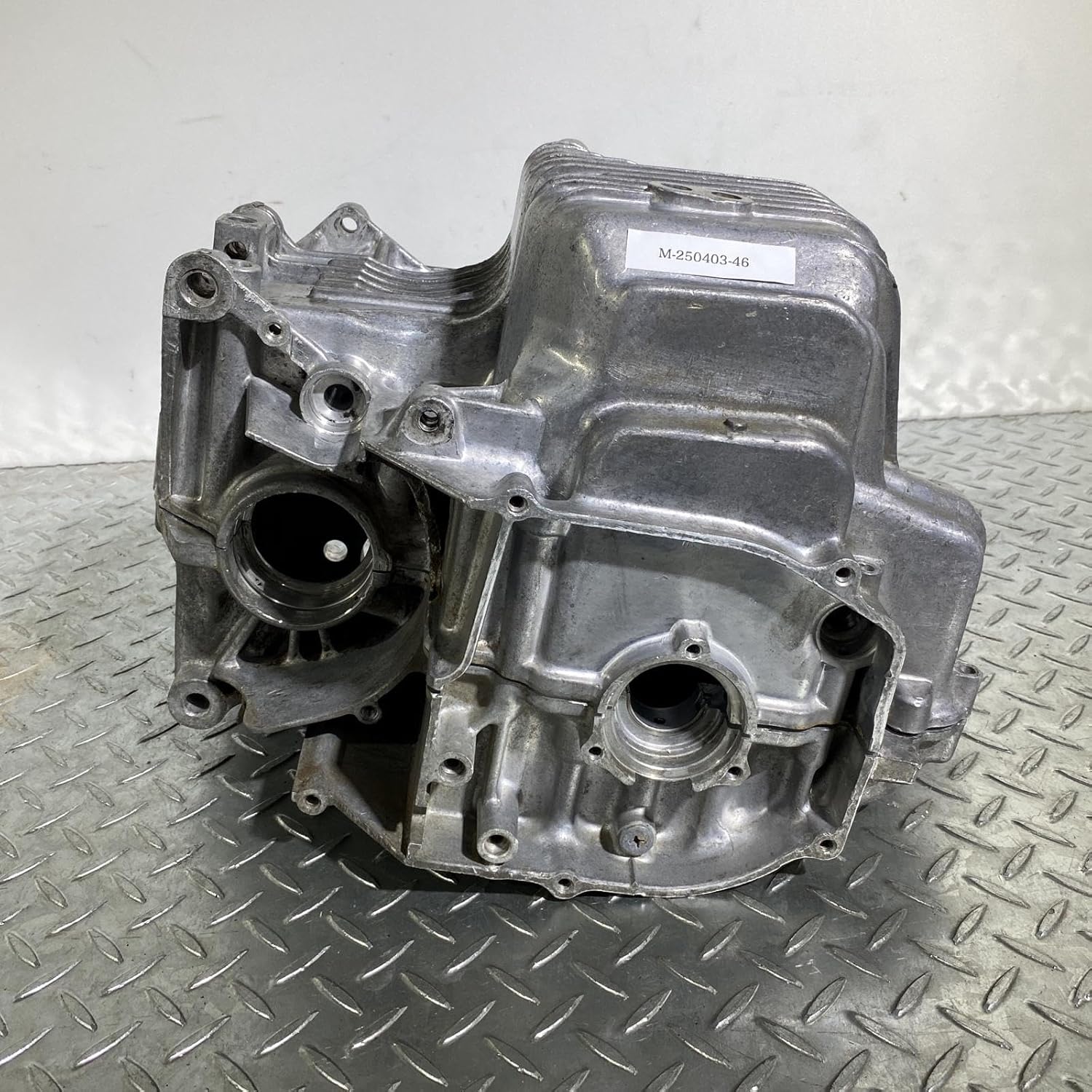 cb250t ホーク　バブ　クランクケース CB250T クランクケース(M-250403-46) Yahoo!オークション